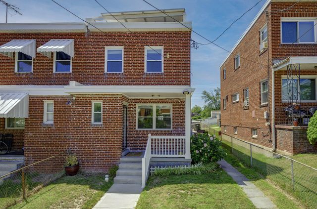 5802 8TH ST NE, Washington, DC 20011