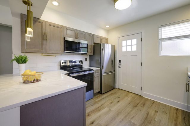5802 8TH ST NE, Washington, DC 20011