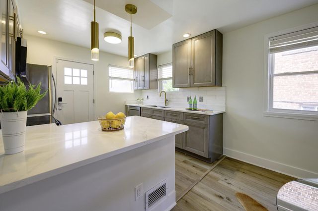 5802 8TH ST NE, Washington, DC 20011