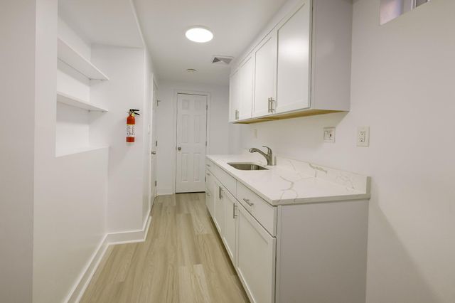 5802 8TH ST NE, Washington, DC 20011