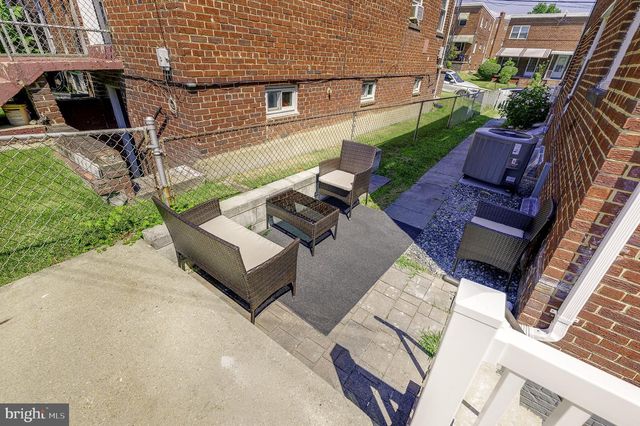 5802 8TH ST NE, Washington, DC 20011