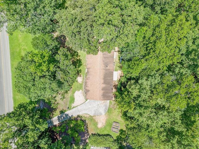 3209 Wax SE Road, Aragon, GA 30104