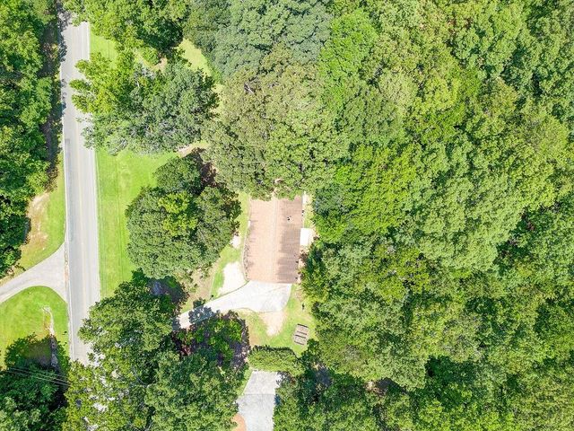 3209 Wax SE Road, Aragon, GA 30104