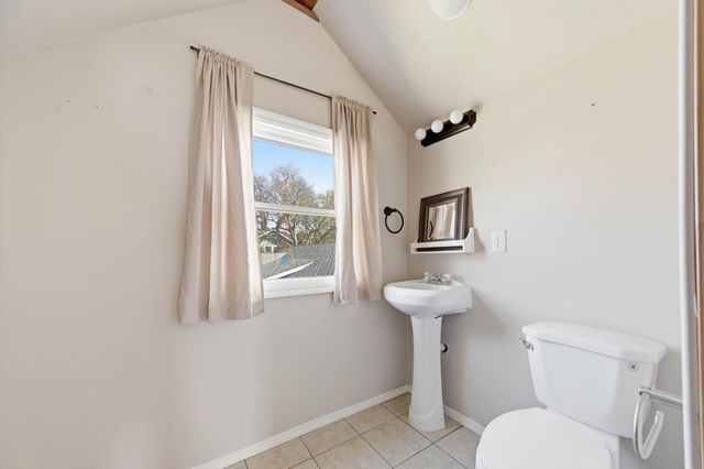 1554 N Woodrow Ct, Wichita, KS 67203