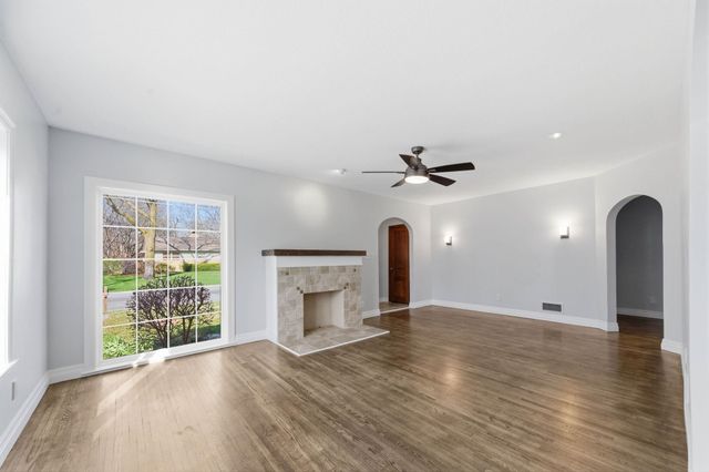 1554 N Woodrow Ct, Wichita, KS 67203