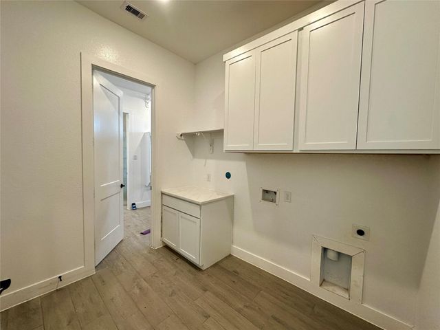 485 Lone Ranger Drive, Montgomery, TX 77316