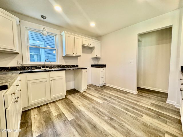 204 South Avenue, Toledo, OH 43609