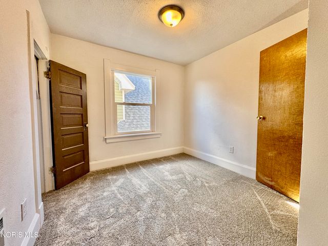 204 South Avenue, Toledo, OH 43609