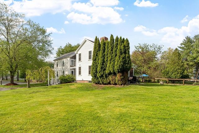 27 True Rd 2, Salisbury, MA 01952