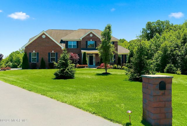 6 Valley Court, Cream Ridge, NJ 08514