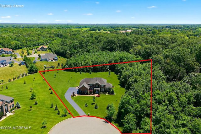 6 Valley Court, Cream Ridge, NJ 08514