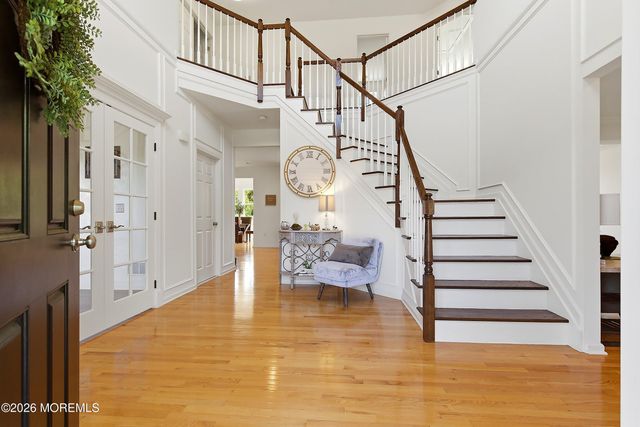 6 Valley Court, Cream Ridge, NJ 08514