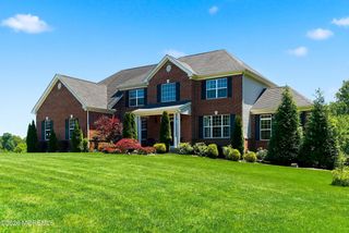 6 Valley Court, Cream Ridge, NJ 08514