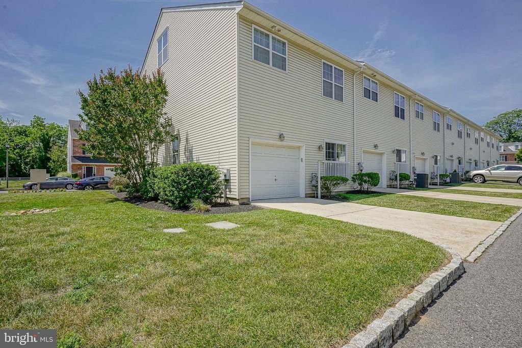 4427-00 RIVERVIEW LN #48, PHILADELPHIA, PA 19129 — photo 2