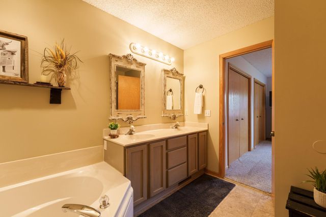 3218 198th Street W, Farmington, MN 55024