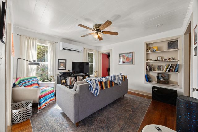 920 SHADY LN, Austin, TX 78702