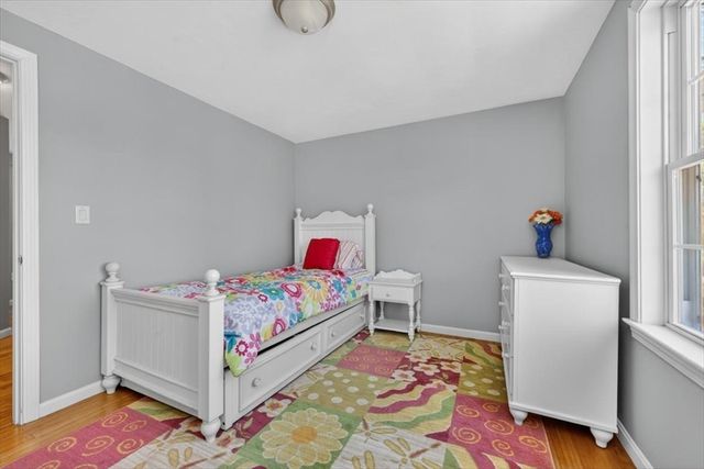 16 Rhodes Place 16, Hingham, MA 02043