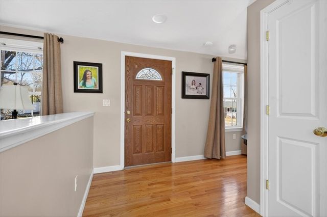 16 Rhodes Place 16, Hingham, MA 02043