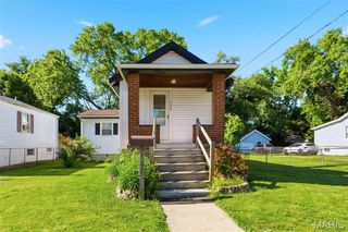 208 W Arlee Avenue, St Louis, MO 63125