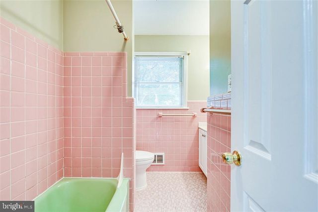 1934 MCFALL ST, Mclean, VA 22101