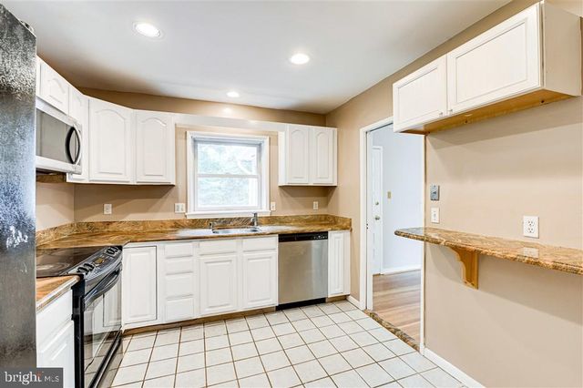 1934 MCFALL ST, Mclean, VA 22101