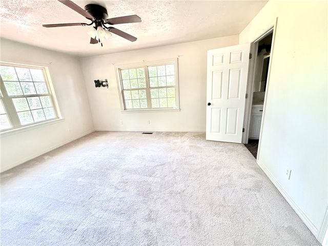 1725 Quail Hollow Road, Dover, AR 72837