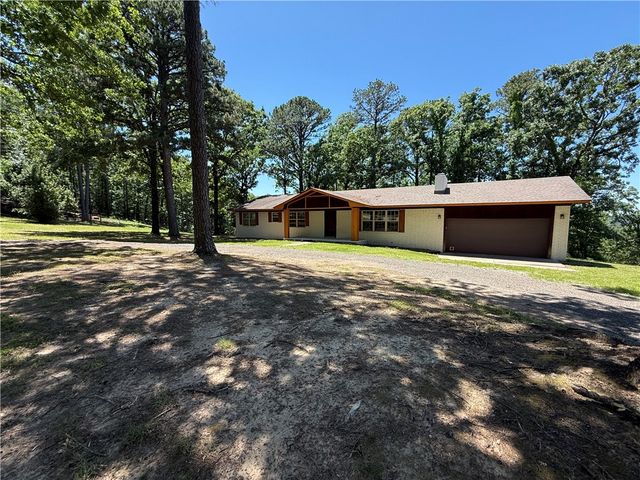 1725 Quail Hollow Road, Dover, AR 72837