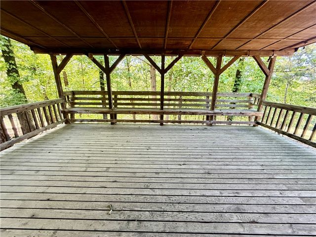 1725 Quail Hollow Road, Dover, AR 72837