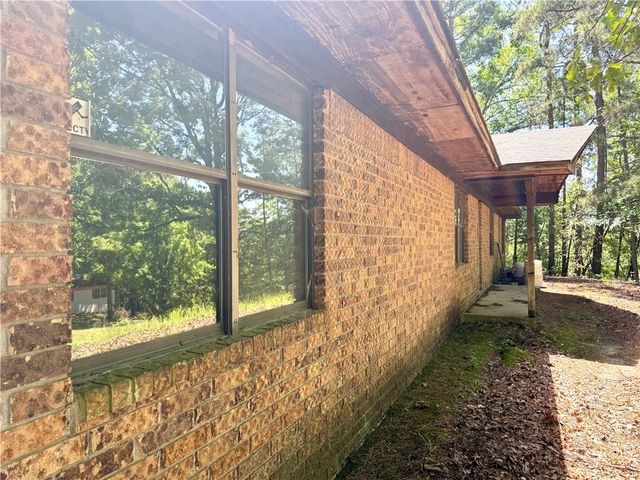 1725 Quail Hollow Road, Dover, AR 72837
