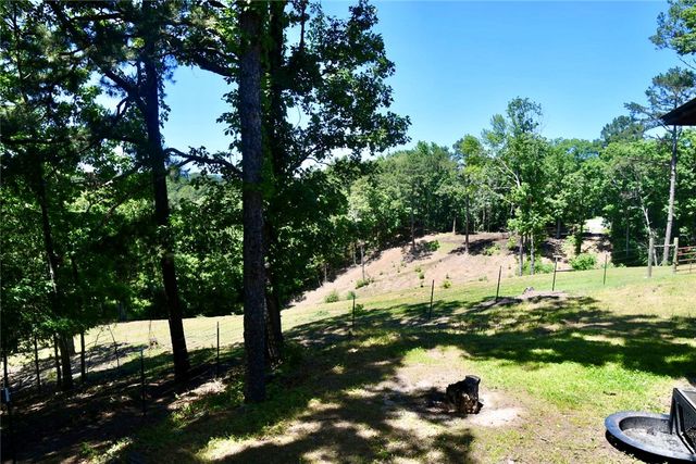 1725 Quail Hollow Road, Dover, AR 72837