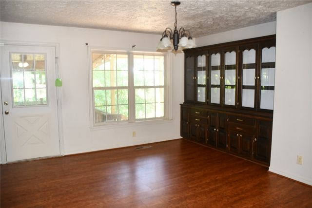 1725 Quail Hollow Road, Dover, AR 72837