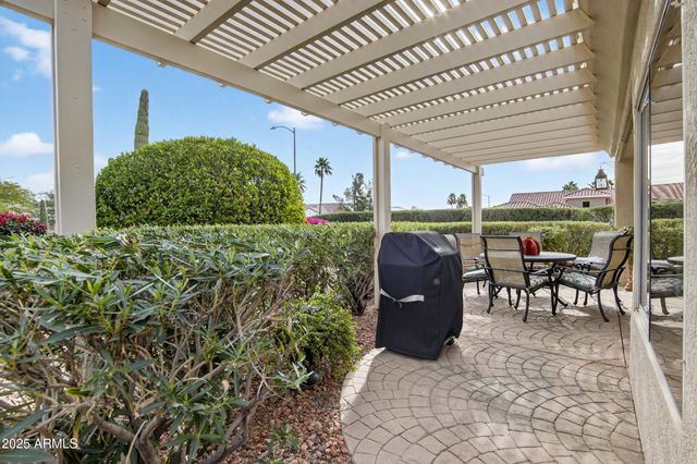 15302 W GANADO Drive, Sun City West, AZ 85375