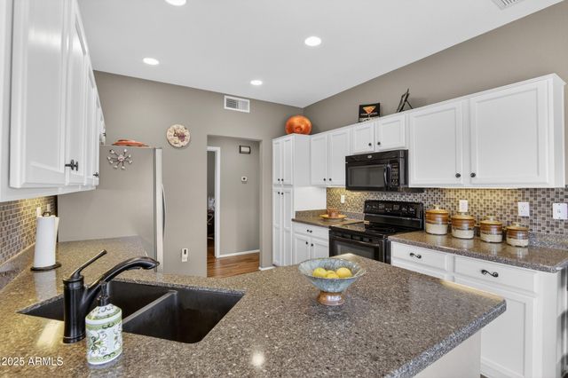 15302 W GANADO Drive, Sun City West, AZ 85375