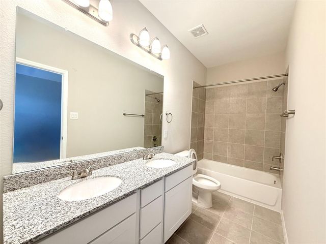 18724 Crescent Trails Circle, Montgomery, TX 77356