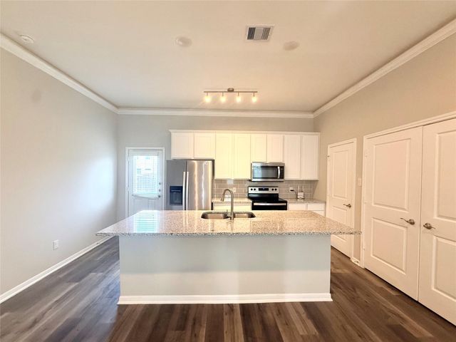 18724 Crescent Trails Circle, Montgomery, TX 77356