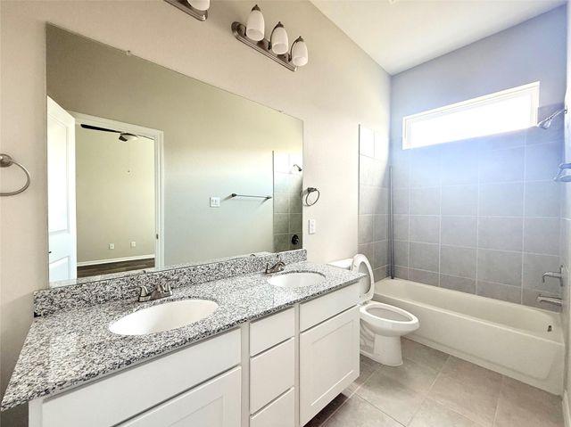 18724 Crescent Trails Circle, Montgomery, TX 77356