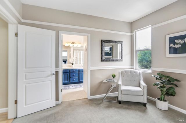 143 Piper Ln, Sonoma, CA 95476