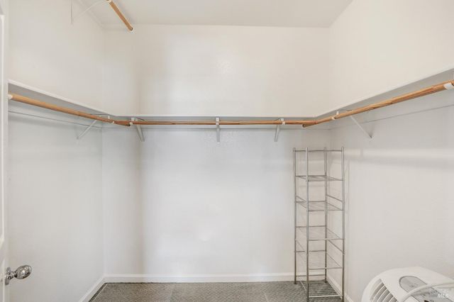 143 Piper Ln, Sonoma, CA 95476