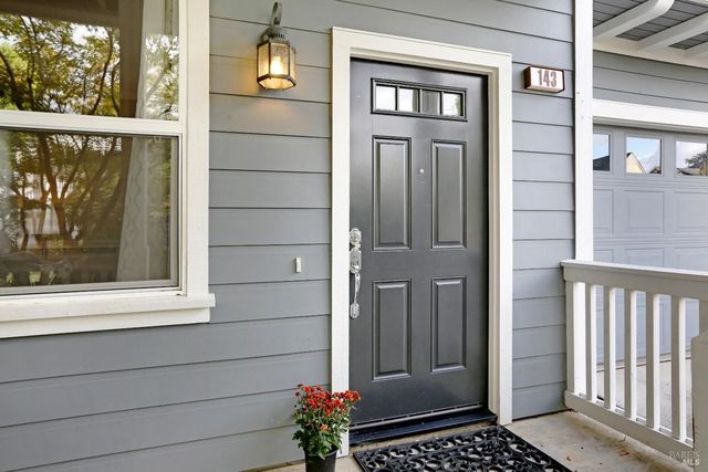 143 Piper Ln, Sonoma, CA 95476
