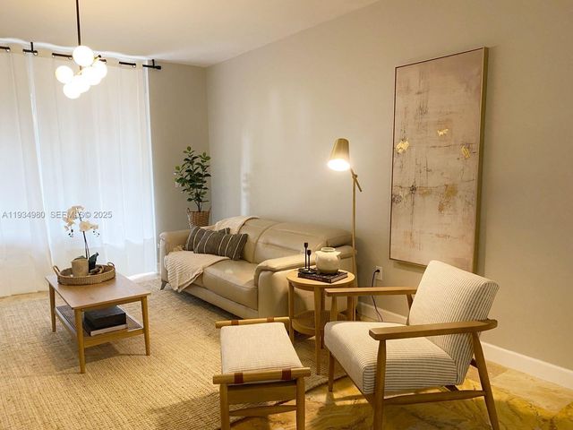 19501 E Country Club Dr 9108, Aventura, FL 33180