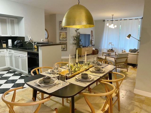 19501 E Country Club Dr 9108, Aventura, FL 33180