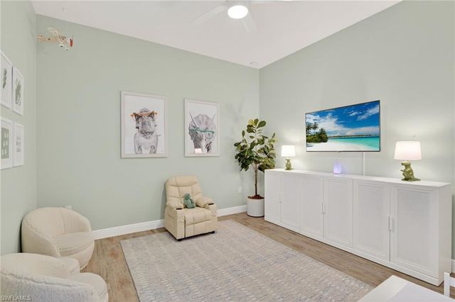 3821 Helmsman DR, Naples, FL 34120