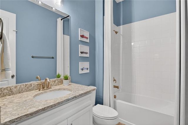 3821 Helmsman DR, Naples, FL 34120