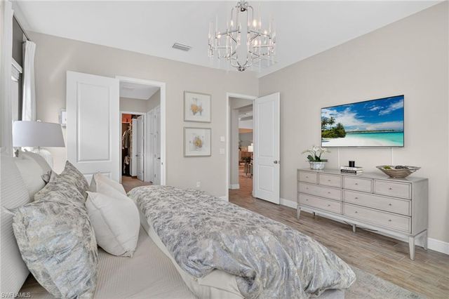 3821 Helmsman DR, Naples, FL 34120