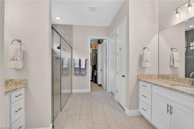 3821 Helmsman DR, Naples, FL 34120