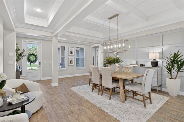 3821 Helmsman DR, Naples, FL 34120