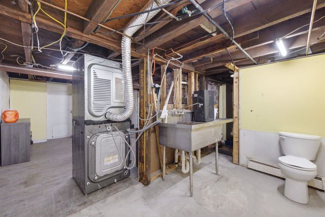 67 Park Street, Northfield, NH 03276