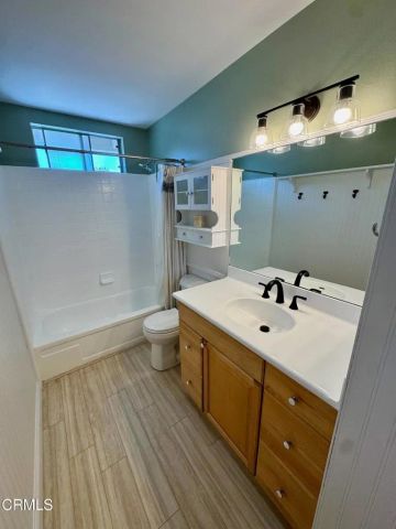 1136 Acadia Place 4, Ventura, CA 93003
