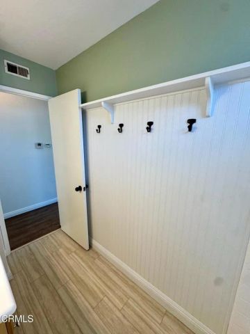 1136 Acadia Place 4, Ventura, CA 93003