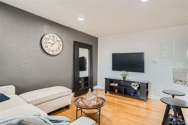1 N Pearl Street 303, Denver, CO 80203